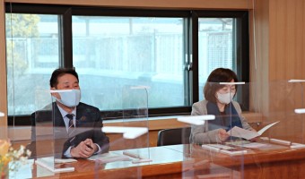 진선미 국회의원, 서울특별시의회 이준형 의원 복지관 방문