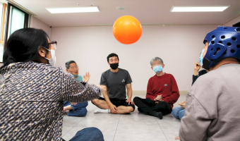 "즐거움과 행복이 그대 품안에~" 찾아가는 심리운동 (With 아름해든집)